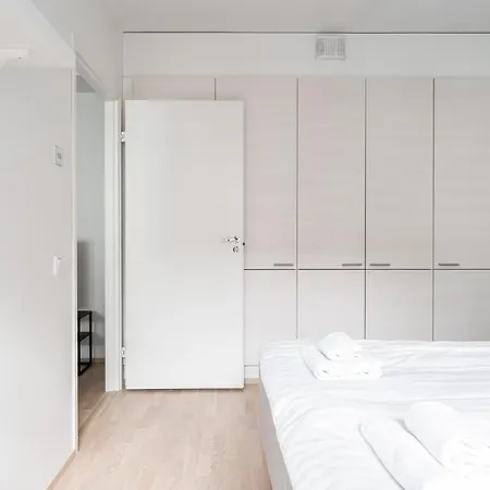 Modern 1br & Balcony Next To Railway Station Lägenhet Tammerfors
