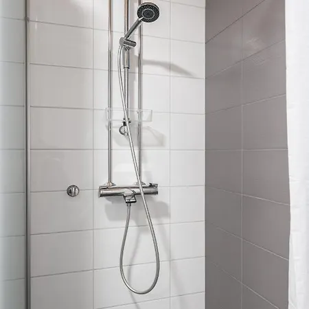 Modern 1br & Balcony Next To Railway Station * Tampere