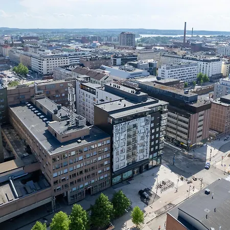 Daire Modern 1br & Balcony Next To Railway Station Tampere